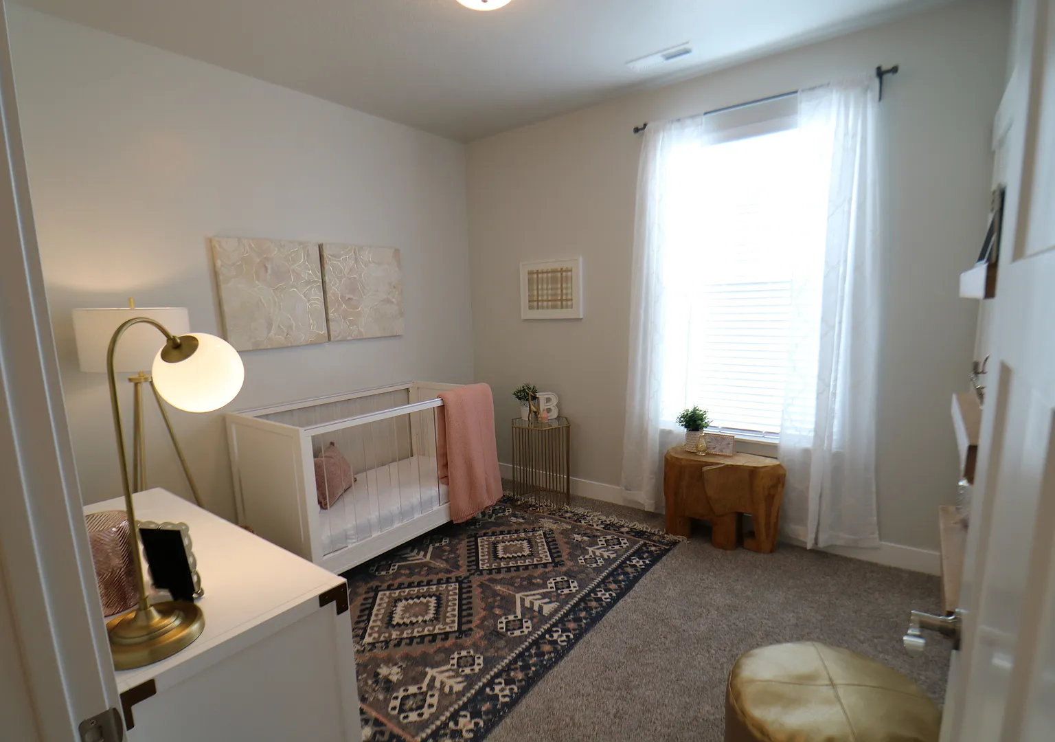 3 Bedroom 2 Bathroom Condo in Vineyard! — Photo 3