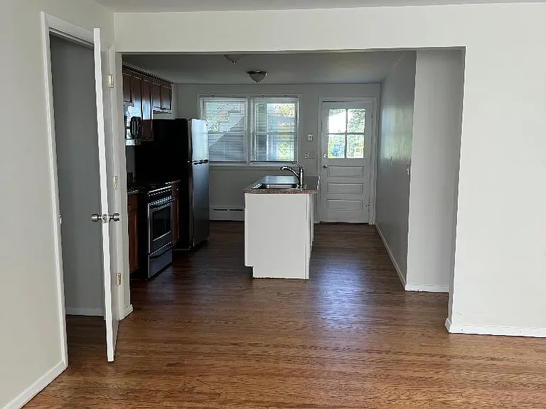 159 Forest Ave #161 — Photo 4