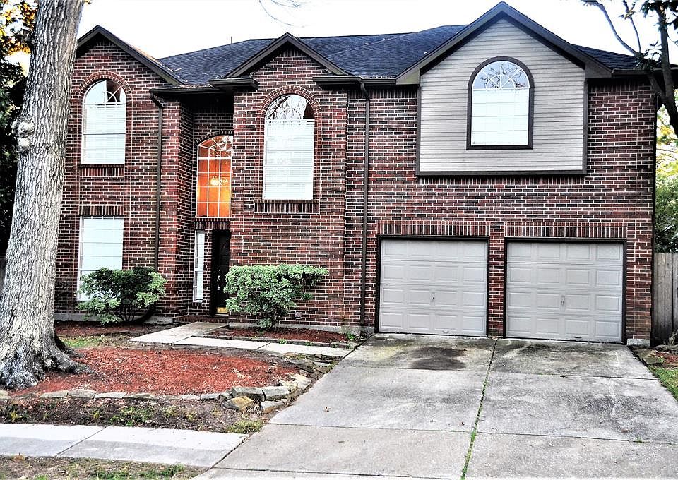 1st image of 7222 Oak Walk Dr