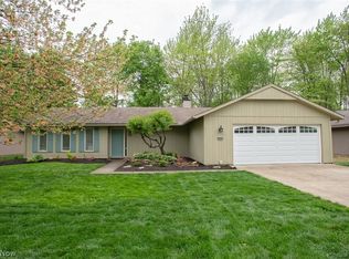 10816 Watercress Rd, Strongsville, OH 44149