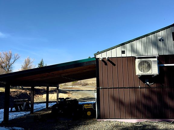 4th image of 1112 Old Park Rd