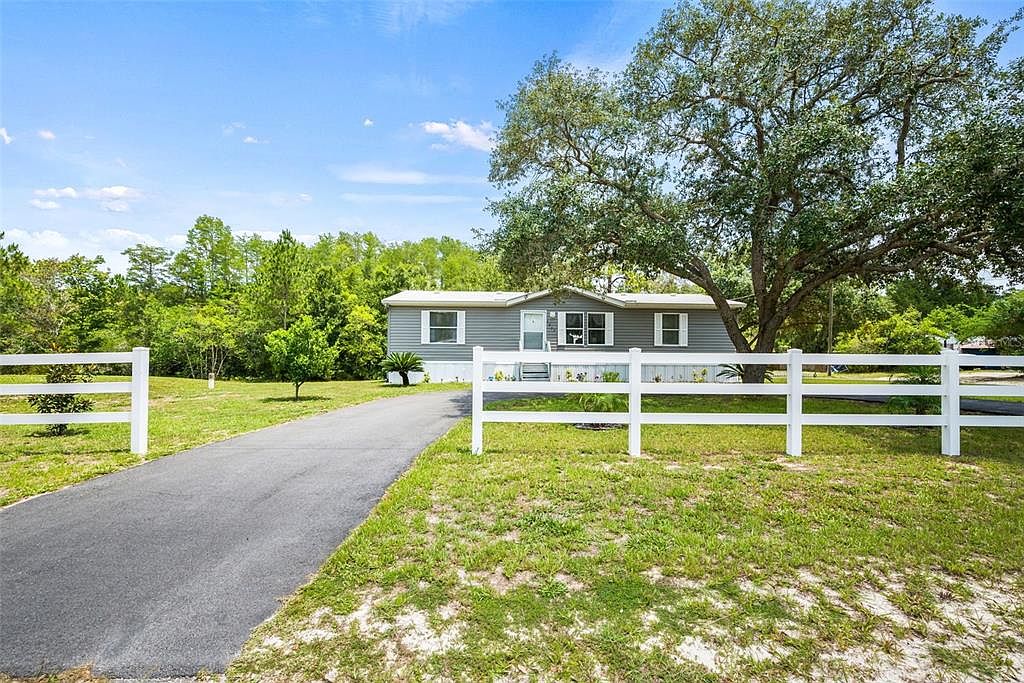 7957 W Chassahowitzka St, Homosassa, FL 34448 MLS W7855583 Zillow