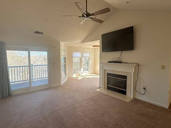 5th image of 3101 River Bend Ct APT B304