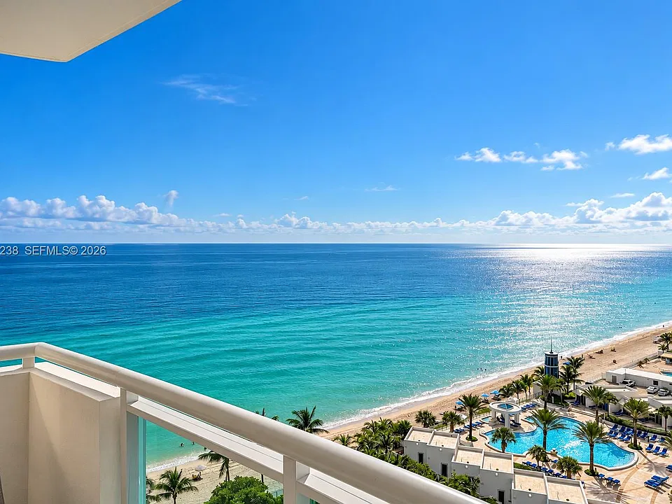 3001 S Ocean Dr #1513