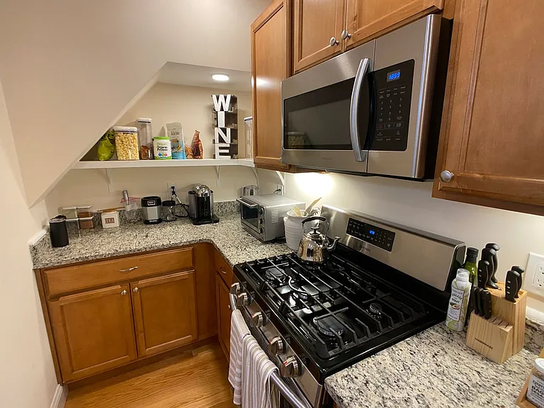 66 Temple St #1 — Photo 6