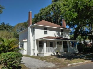 810 27th St W, Bradenton, FL 34205