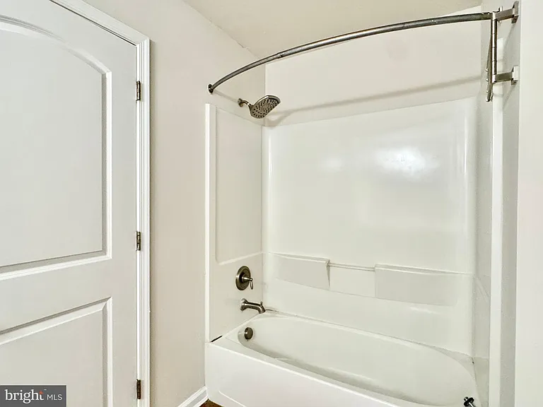 312 Wilkinson Dr #6 — Photo 25