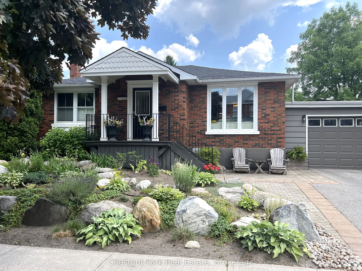 3 bed, $3,000 — Photo 2