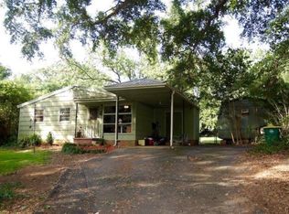 145 Willow Run Dr, Athens, GA 30606