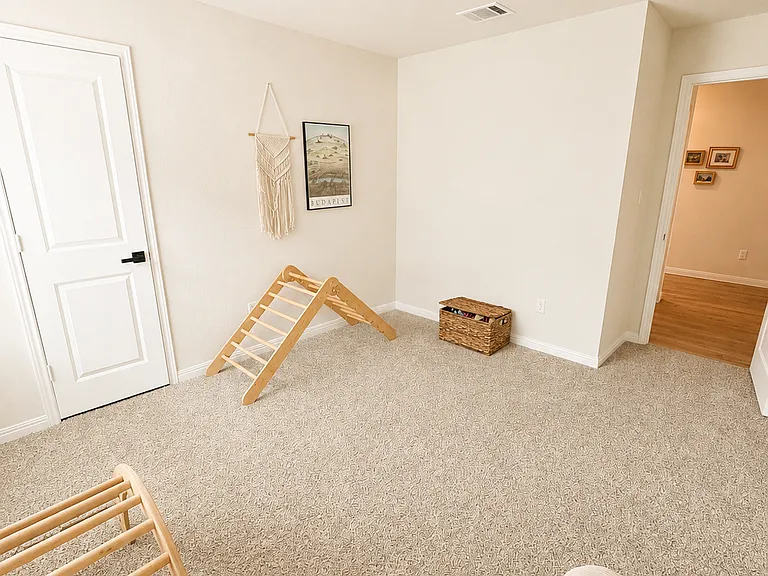 321 Lone Cedar Rd — Photo 15