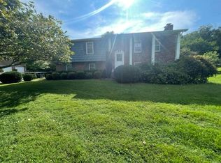 2309 Rambling Rd, Johnson City, TN 37604