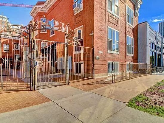 3rd image of 2230 California St #7