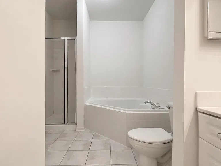 2663 Manhattan Pl #304 — Photo 46