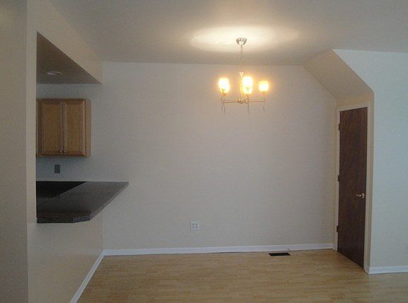 4th image of 11257 S Green Bay Ave