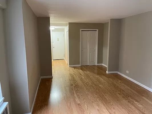 4th image of 264 E Broadway #B302