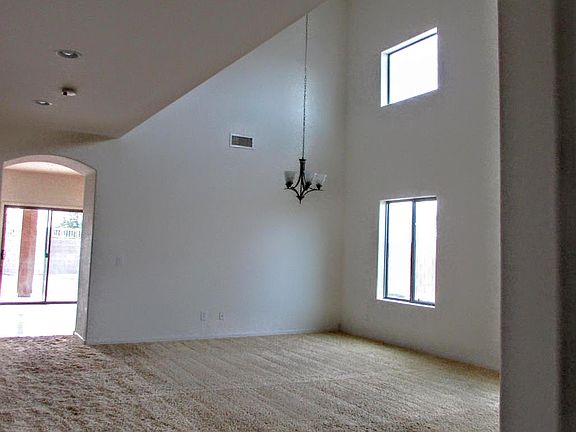 2nd image of 231 S Mission Abo Ln