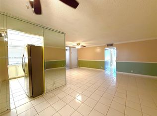920 NE 199th St #4J, Miami, FL 33179