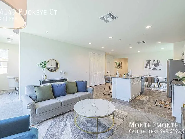 44149 Buckeye Ct — Photo 2