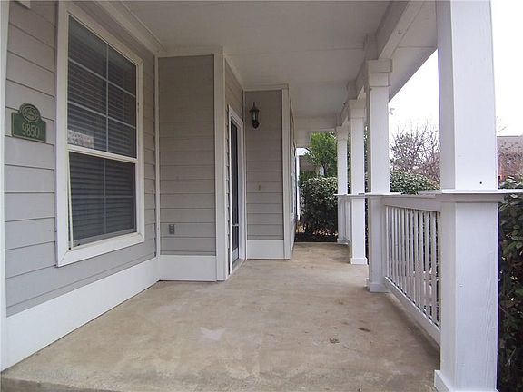 2nd image of 9850 Walnut Hill Dr