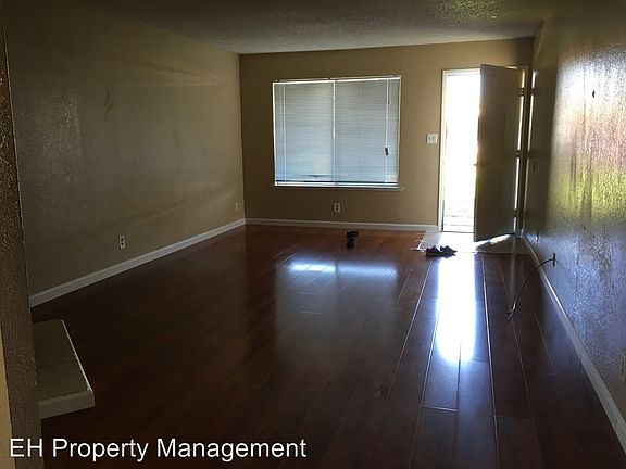 3rd image of 7320 Florinda Way