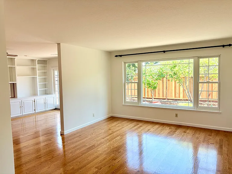 3057 Carleton Pl — Photo 34