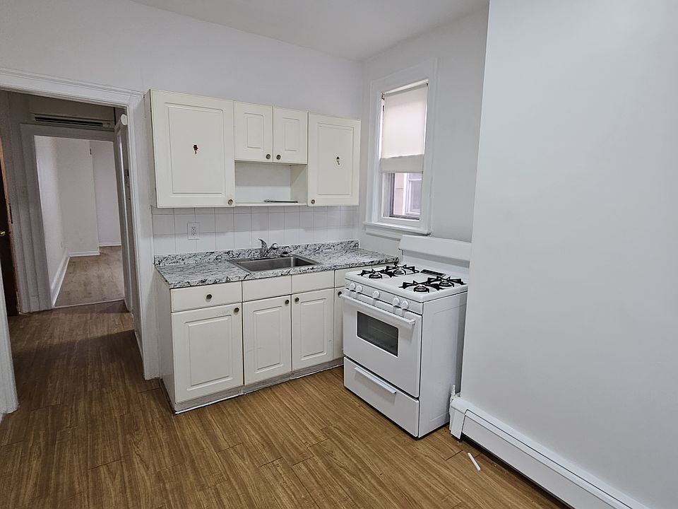 1st image of 239 Liberty Ave APT 3L