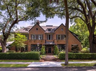 56 E 54th St, Savannah, GA 31405