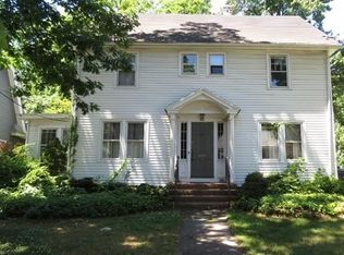 68 Rockland St, Springfield, MA 01118