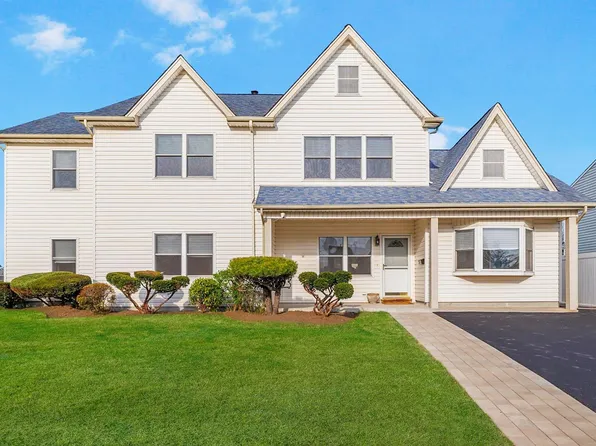 4203 Harriet Road, Bethpage, NY 11714