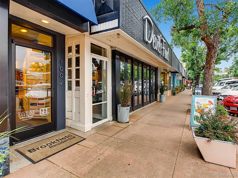 1133 E Virginia Ave #B — Photo 25