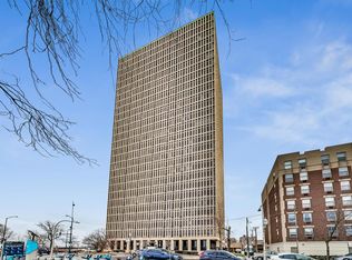 6700 S South Shore Dr APT 17B, Chicago, IL