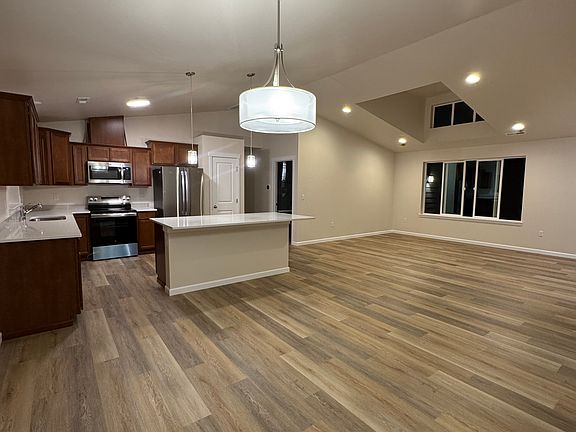 Living room/Dining room