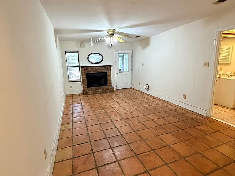 216 Dixie Dr #F5 — Photo 5