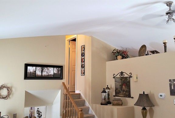 5th image of 3927 N Galesburg Ave