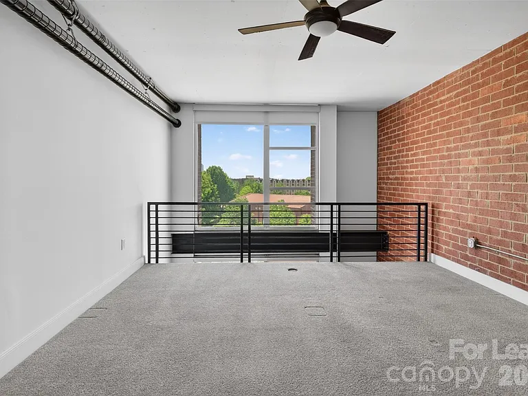 710 W Trade St #505 — Photo 20