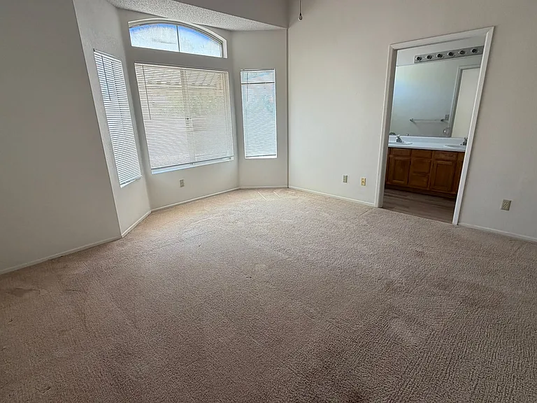 1328 Maplegrove Cir — Photo 18