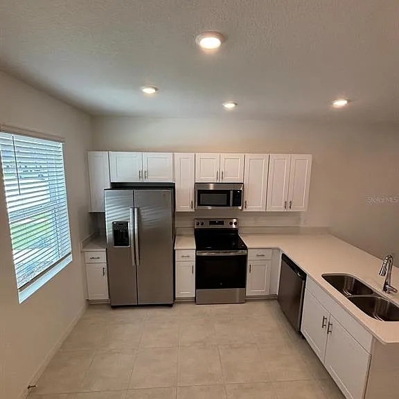 3120 Skyline Loop — Photo 3