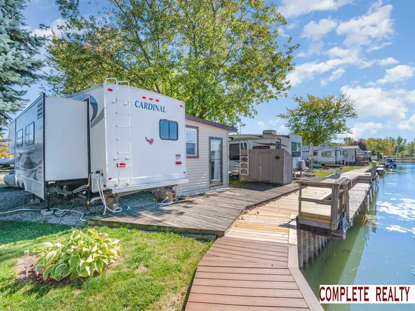 831 S Main St #105, Au Gres, MI 48703