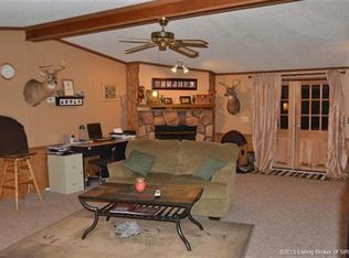 9196 S Voyles Rd, Pekin, IN 47165