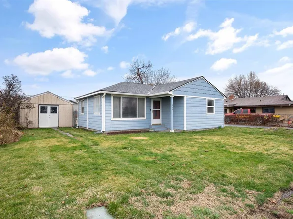 522 N Irving St, Kennewick, WA 99336
