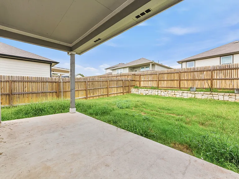 202 Eagle Mountain Trl — Photo 31