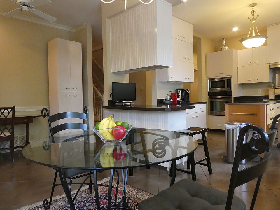 Breakfast Area/Kitchen