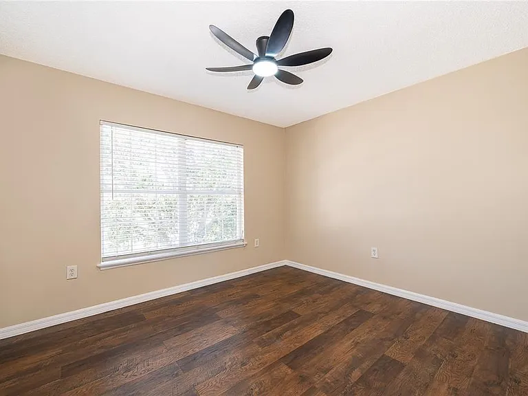 1313 Timberbend Cir — Photo 19