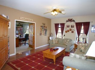 14 Harborside Dr, Sussex, NJ 07461