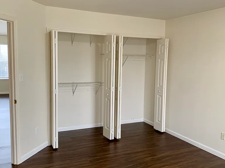 163 Norlawn Cir — Photo 10