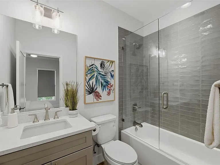 946 Highland Ave #16 — Photo 22