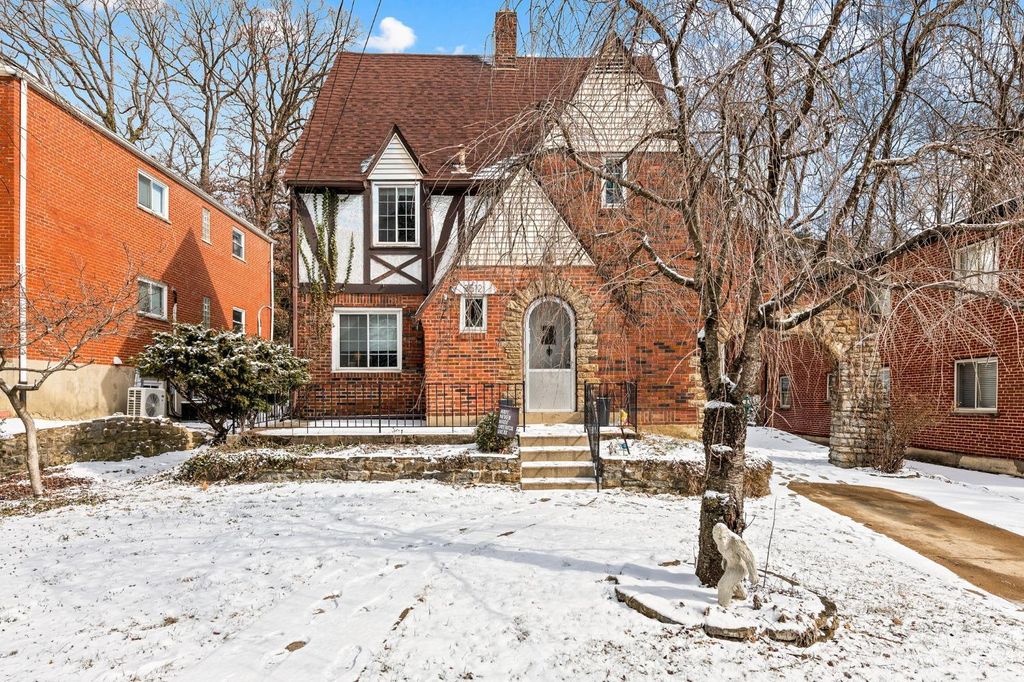 Real estate listing image