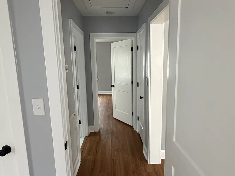 1623 Kenneth Ave — Photo 9