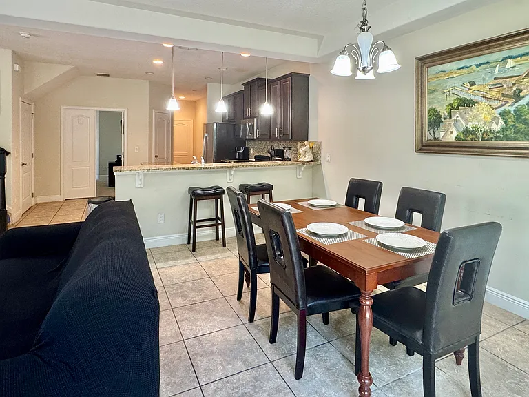 8173 Roseville Blvd — Photo 7