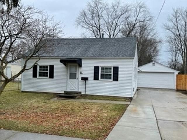 1st image of 529 W Park Blvd